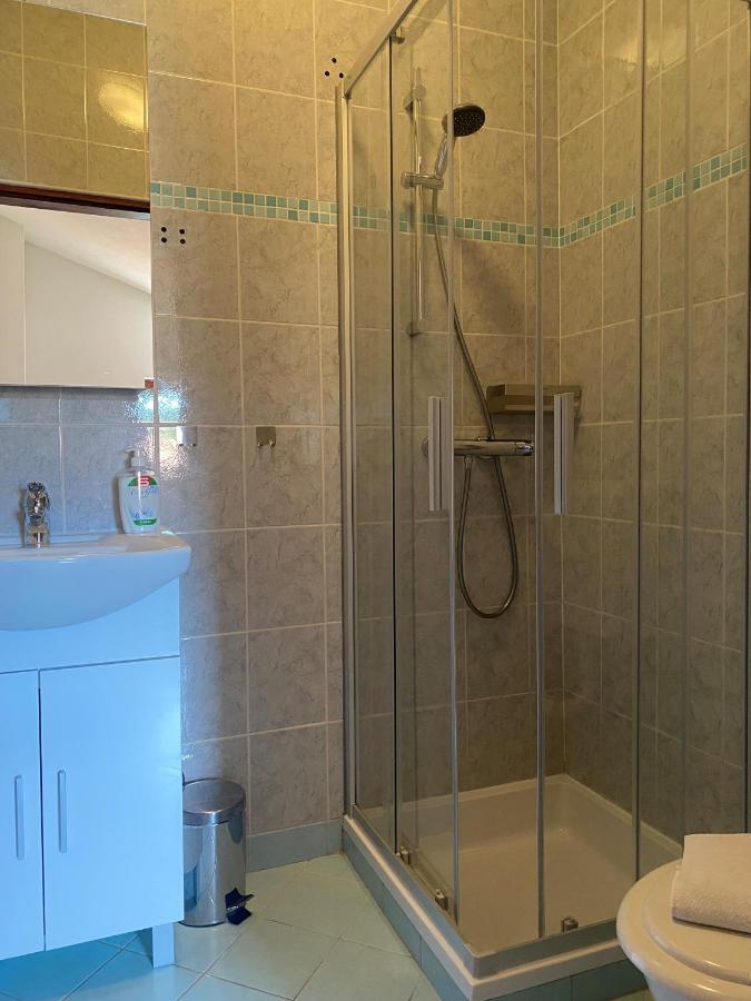 Villa Una Apartments Labin  Eksteriør billede