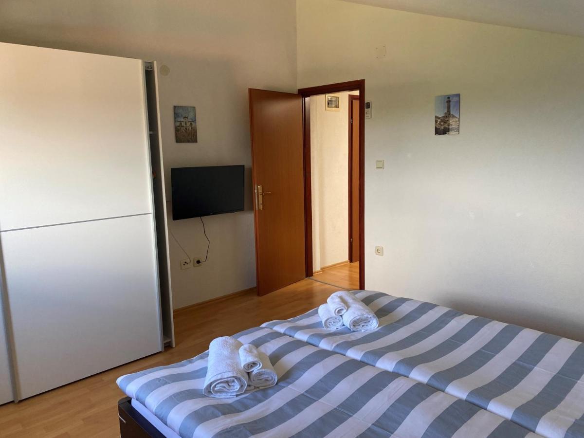 Villa Una Apartments Labin  Eksteriør billede